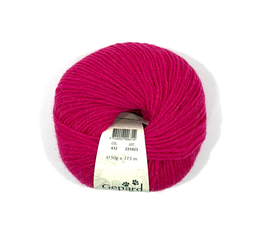 Merino Wool and Alpaca Pura Lana by Gepard DK Weight Fine Merino Quality Soft Yarn Great Gift for Sweaters Cardigans Hats Mittens Scarf