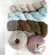 Mystery Yarn 100% Wool Non-Superwash Yarn Mystery Bundle Gift for Knitter Crocheter 250g Fingering Sport Worsted Surprise Curated Gift Bag Natural Fibers