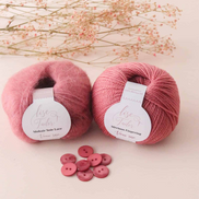 Merino Wool Fingering Yarn by Lise Tailor Autumn Color Knitting Soft Yarn Sensitive Skin Baby Sweater Shawls Hats Scarfs Cowls Mittens Superwash Merino Yarn Made in France