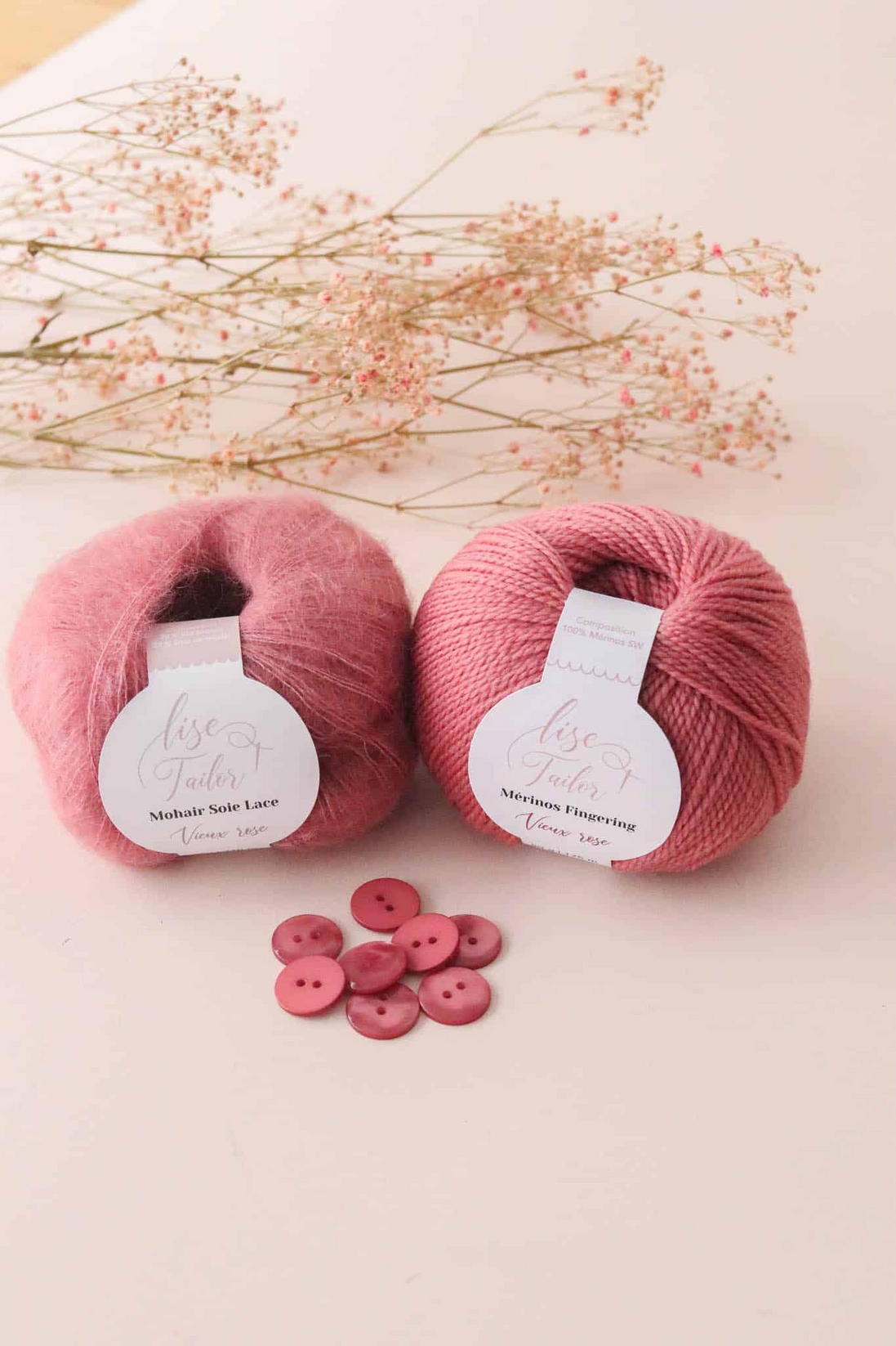 Merino Wool Fingering Yarn by Lise Tailor Autumn Color Knitting Soft Yarn Sensitive Skin Baby Sweater Shawls Hats Scarfs Cowls Mittens Superwash Merino Yarn Made in France