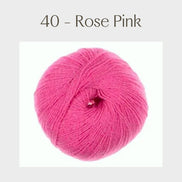 Wool Cotton Nylon Blend Aktiv Fine Cotton Fingering Weight Soft Yarn Breathable for Baby Knitwear Adult Clothing and Socks Crochet Yarn Washable Wool