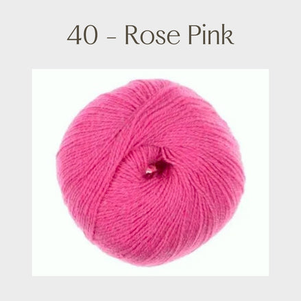 Wool Cotton Nylon Blend Aktiv Fine Cotton Fingering Weight Soft Yarn Breathable for Baby Knitwear Adult Clothing and Socks Crochet Yarn Washable Wool