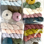 Mystery Yarn 100% Wool Non-Superwash Yarn Mystery Bundle Gift for Knitter Crocheter 250g Fingering Sport Worsted Surprise Curated Gift Bag Natural Fibers