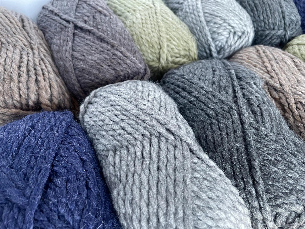 Scheepjes Bulky Yarn Alpaca Wool Acrylic Blend from Peru Super Chunky Yarn Jacket Sweater Blanket Poncho Cozy Winter Project Throw