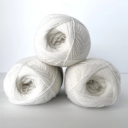 Solid Color Sock Yarn 100gram for Full Sock or Contrast Heel Toe Cuff Leg Gusset Uni Color Aktiv Yarn Fingering White Accent Yarn Complement