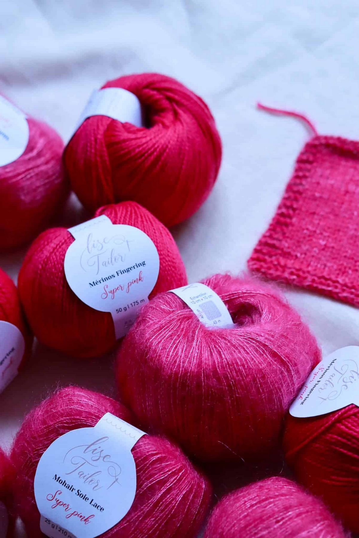 Merino Wool Fingering Yarn by Lise Tailor Autumn Color Knitting Soft Yarn Sensitive Skin Baby Sweater Shawls Hats Scarfs Cowls Mittens Superwash Merino Yarn Made in France